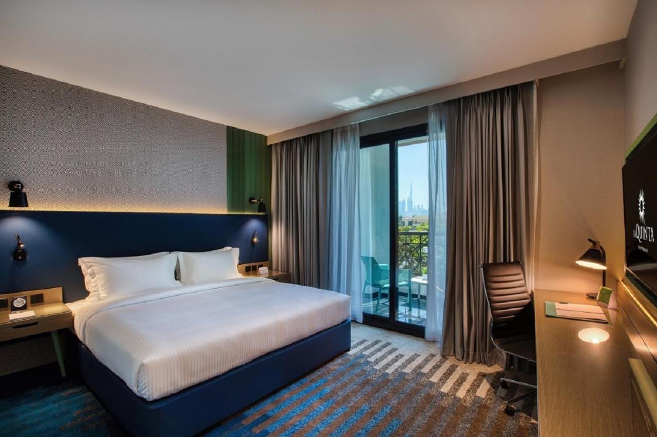 La Quinta By Wyndham Dubai Jumeirah Exteriör bild