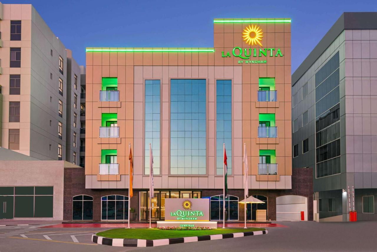 La Quinta By Wyndham Dubai Jumeirah Exteriör bild