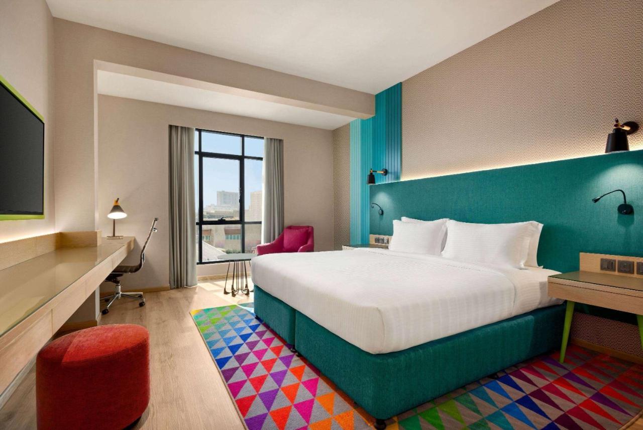 La Quinta By Wyndham Dubai Jumeirah Exteriör bild