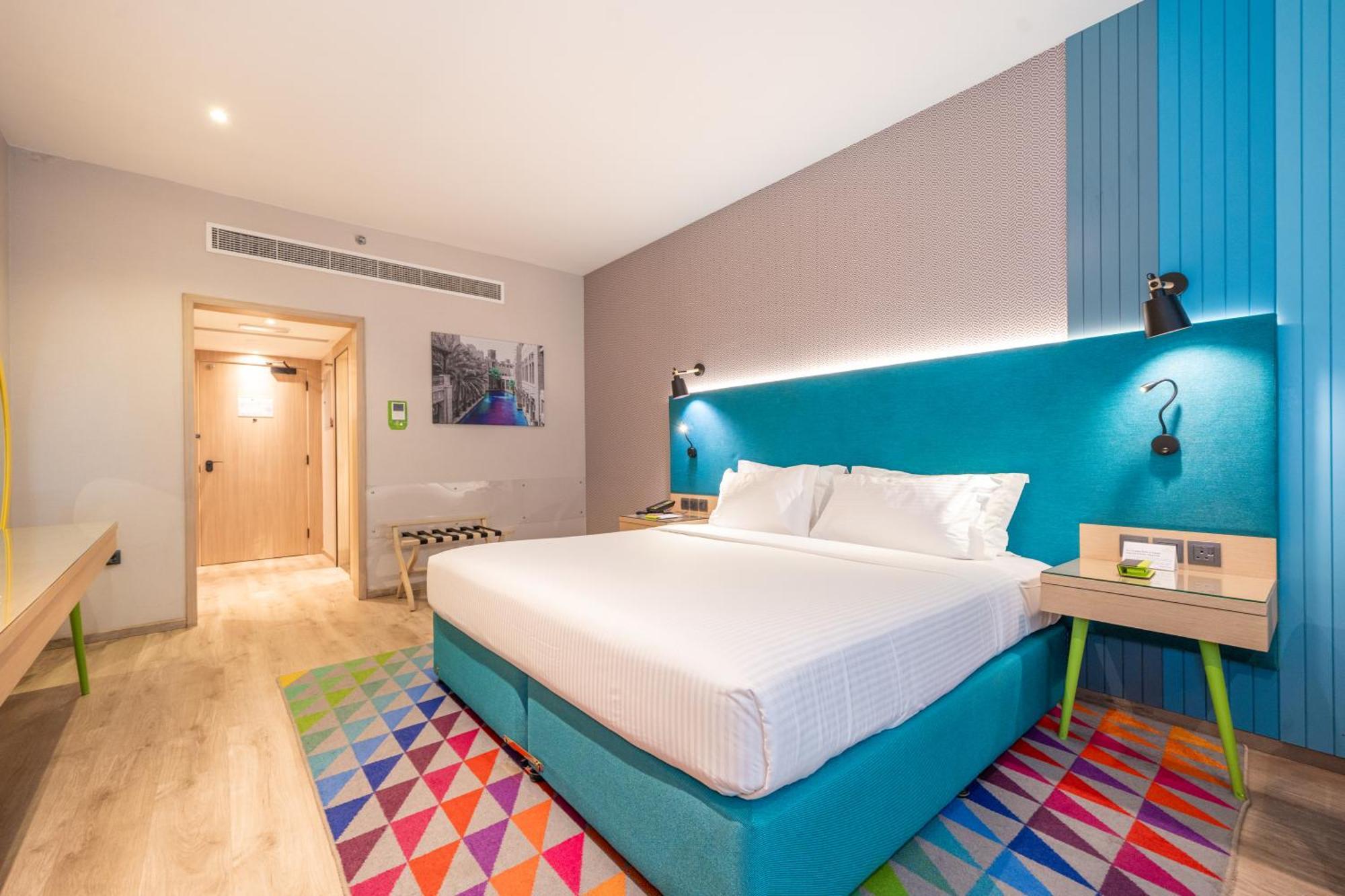 La Quinta By Wyndham Dubai Jumeirah Exteriör bild
